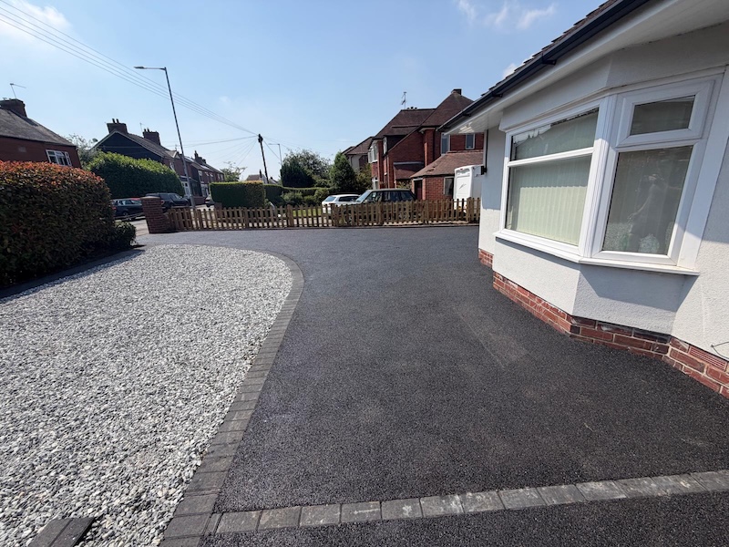 Tarmac Driveways project by Age Paving Ltd